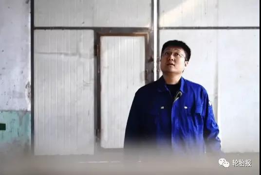 24年間，薛冰的成長重疊著豪邁的發展