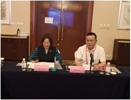 有企業代表指出,2018年3月份,在煤焦油價格3600元/噸時,炭黑售價8000元/噸左右,而現在煤焦油價格6000元/噸了,炭黑噸價卻沒有過萬元,這很不正常。   有企業代表指出,2018年3月份,在煤焦油價格3600元/噸時,炭黑售價8000元/噸左右,而現在煤焦油價格6000元/噸了,炭黑噸價卻沒有過萬元,這很不正常。